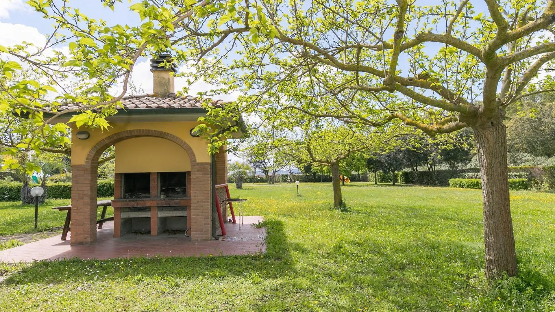 Il Girasole - Fico D'India Villa Venturina Terme Italy